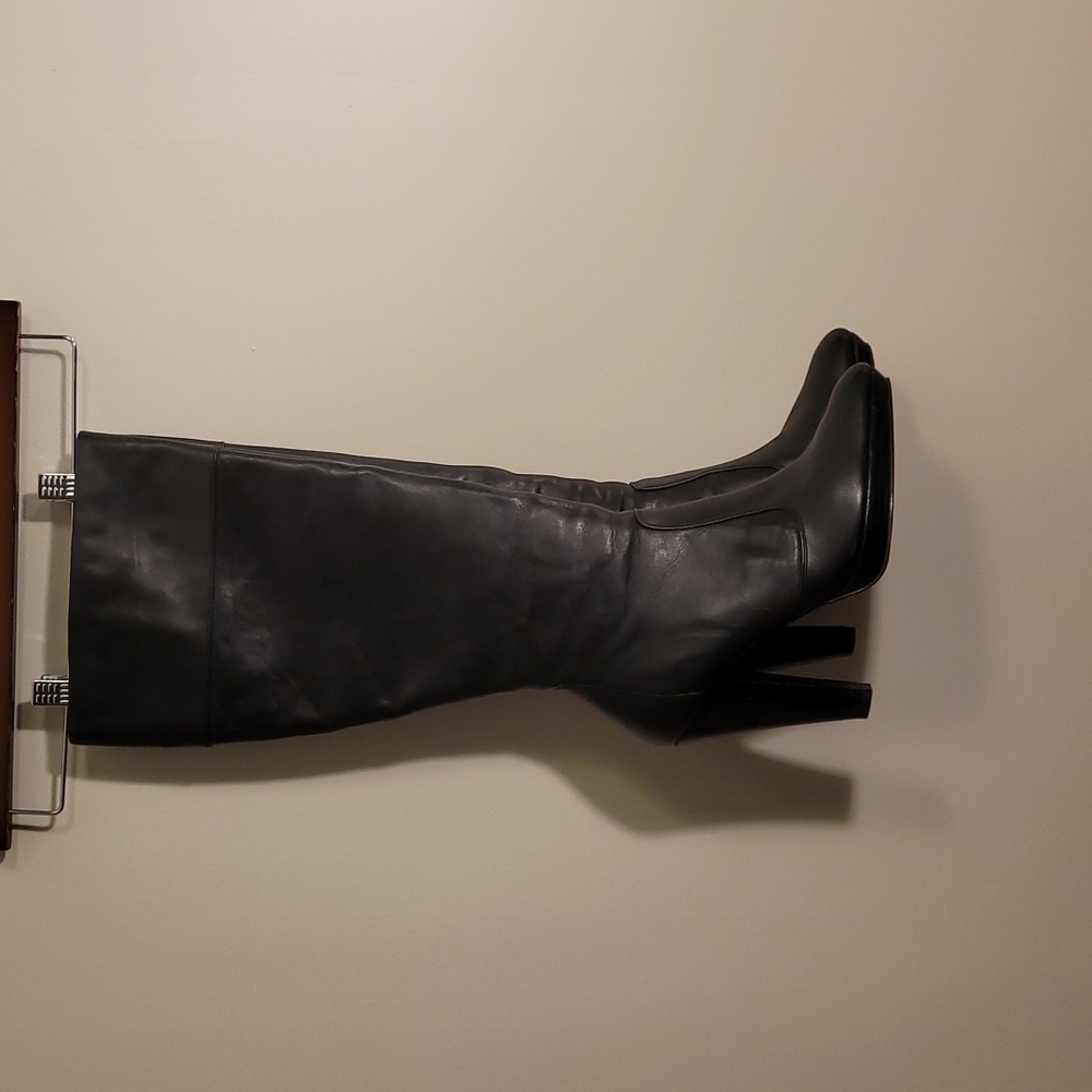 Leather Boots - Picture 3 of 8